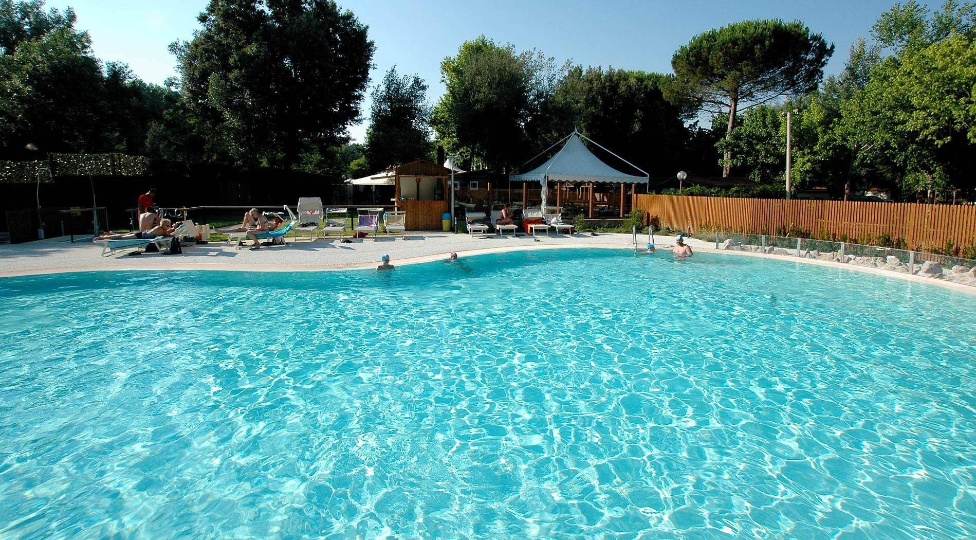 Camping Village met zwembad in Tirrenia, Pisa