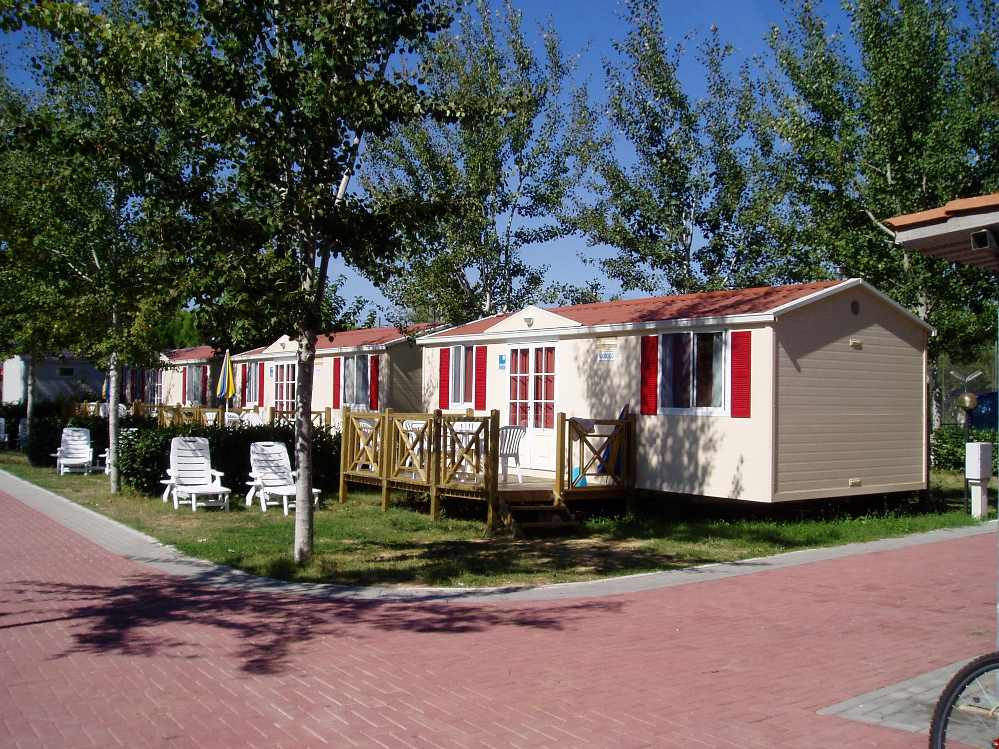 Mobile Homes DELUXE with wooden terrace